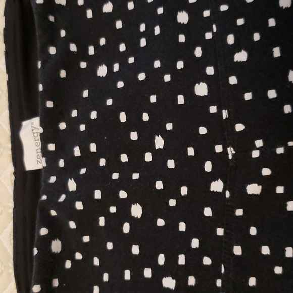 Chico's Zenergy Leggings - Picture 5 of 5